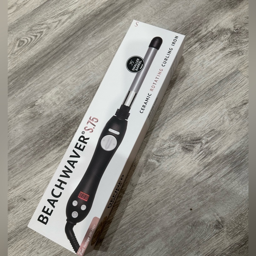 Beachwaver curling iron